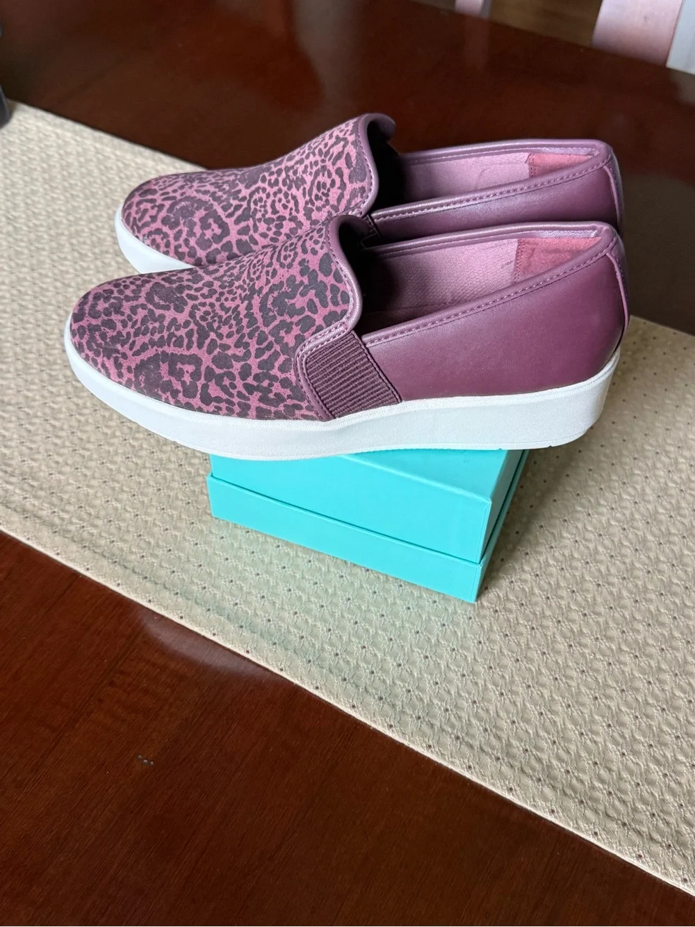 Clarks Collection Layton Petal Slip on Shoes Sz 8W